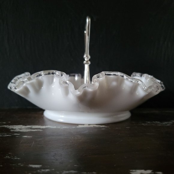 Vintage Fenton Silver Crest 8" Bon Bon Dish with Handle, Candy Dish with Handle - Picture 3 of 8